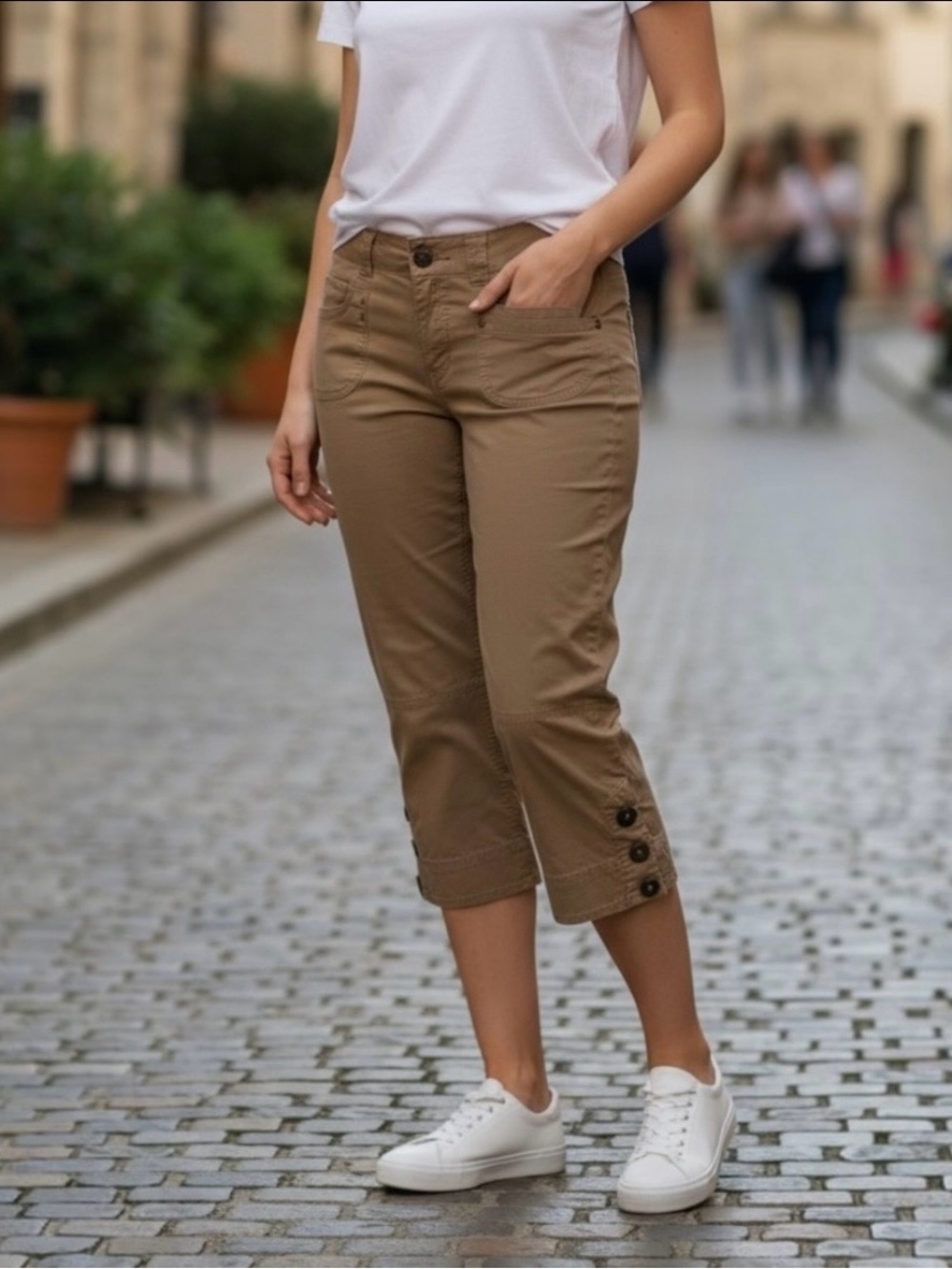 Tribal Tan Khaki 100% Cotton Utility Cargo Cropped Button Hem Capri Pants Size 8